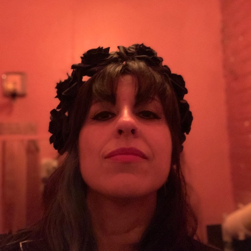 Meet your Posher, Elizabeth